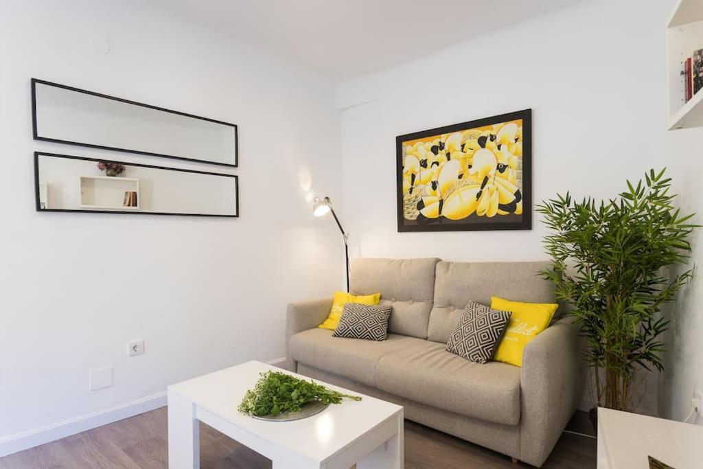 Apartamento Casco Historico , Playa Postiguet Аліканте Екстер'єр фото